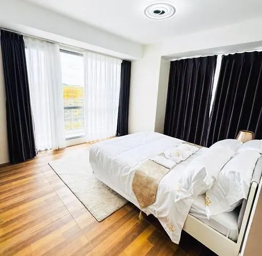Luxury Near Of Dreams, Solaire, Naia, And Moa - Of Bridge