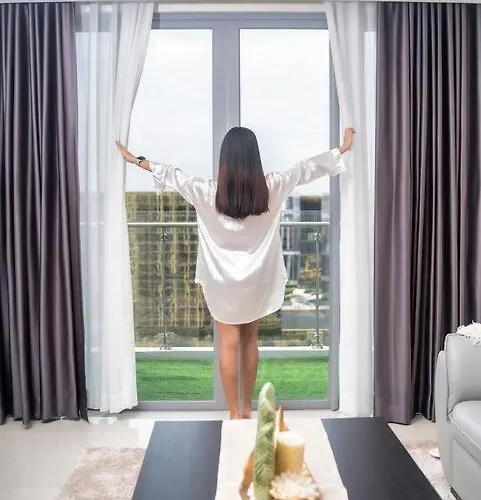 Apartment Luxury Near Of Dreams, Solaire, Naia, And Moa - Of Bridge *