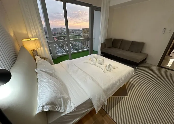 Luxury Near Of Dreams, Solaire, Naia, And Moa - Of Bridge Apartment