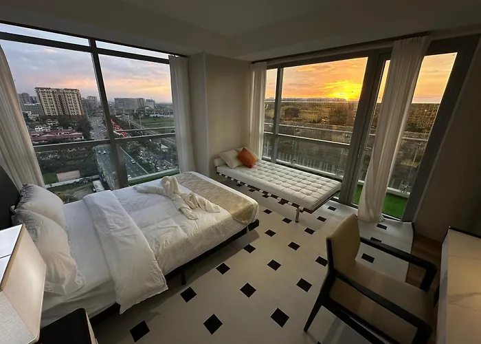 Apartment Luxury Near Of Dreams, Solaire, Naia, And Moa - Of Bridge Manila