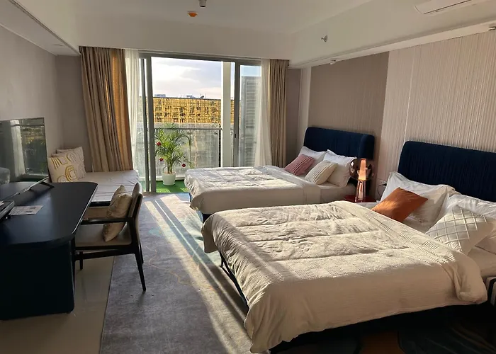 Luxury Near Of Dreams, Solaire, Naia, And Moa - Of Bridge Apartment *